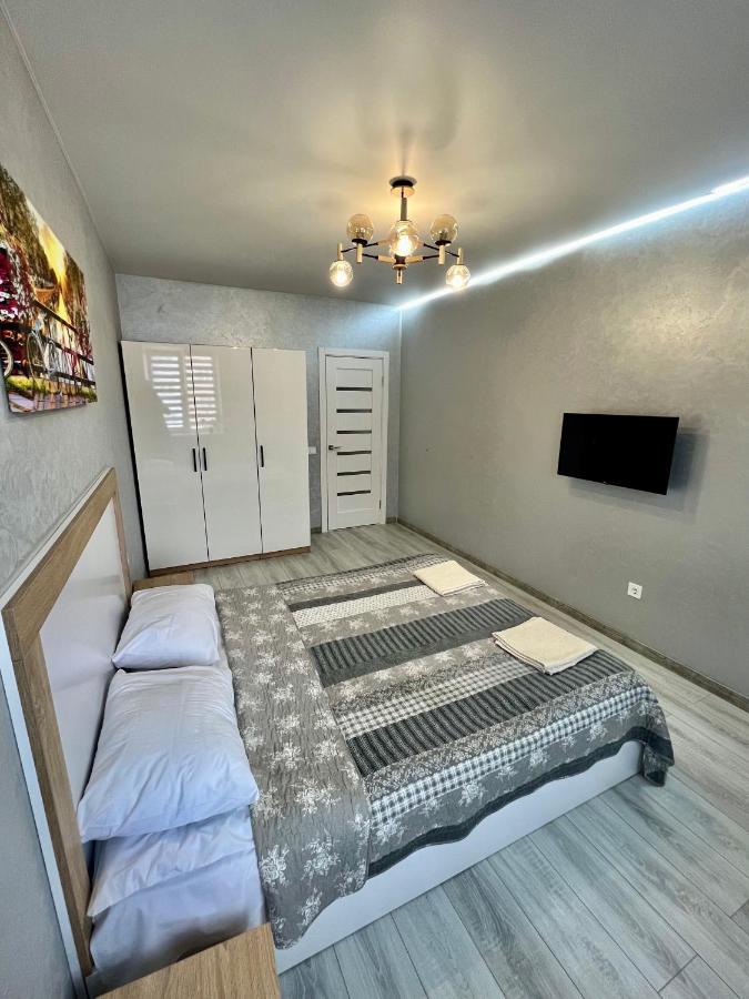 Apartment Premium In Center 伊万诺-弗兰科夫斯克 外观 照片